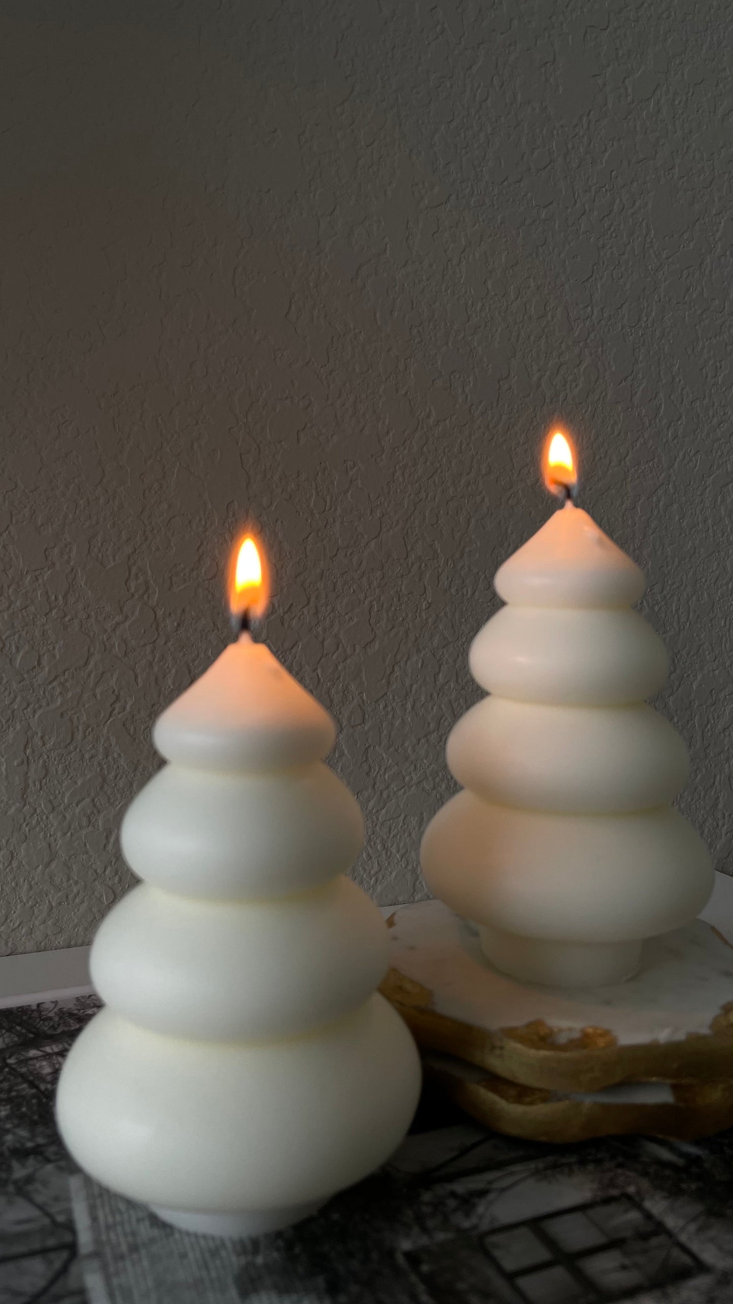 Minimalist Christmas Tree Candle