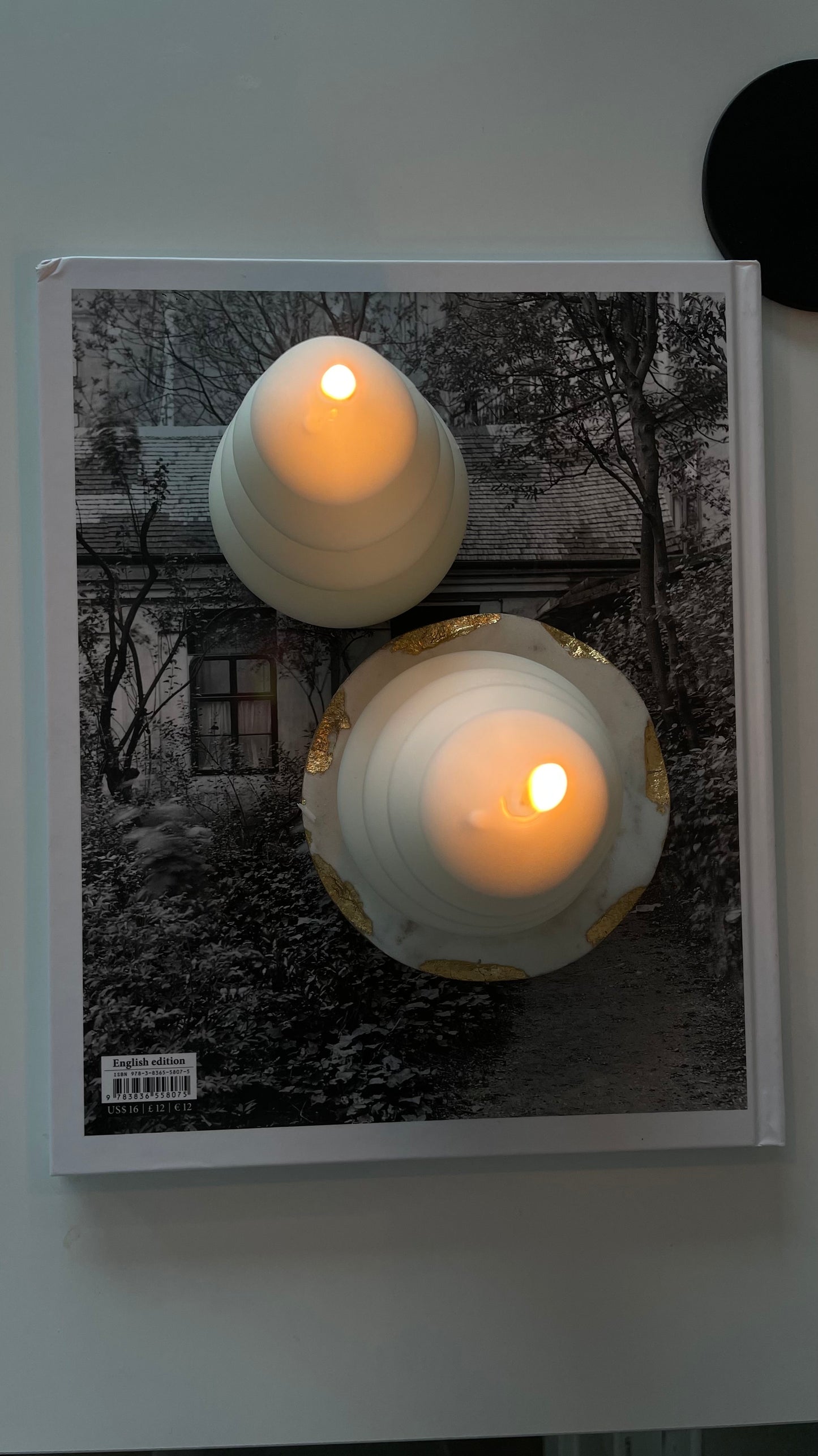 Minimalist Christmas Tree Candle